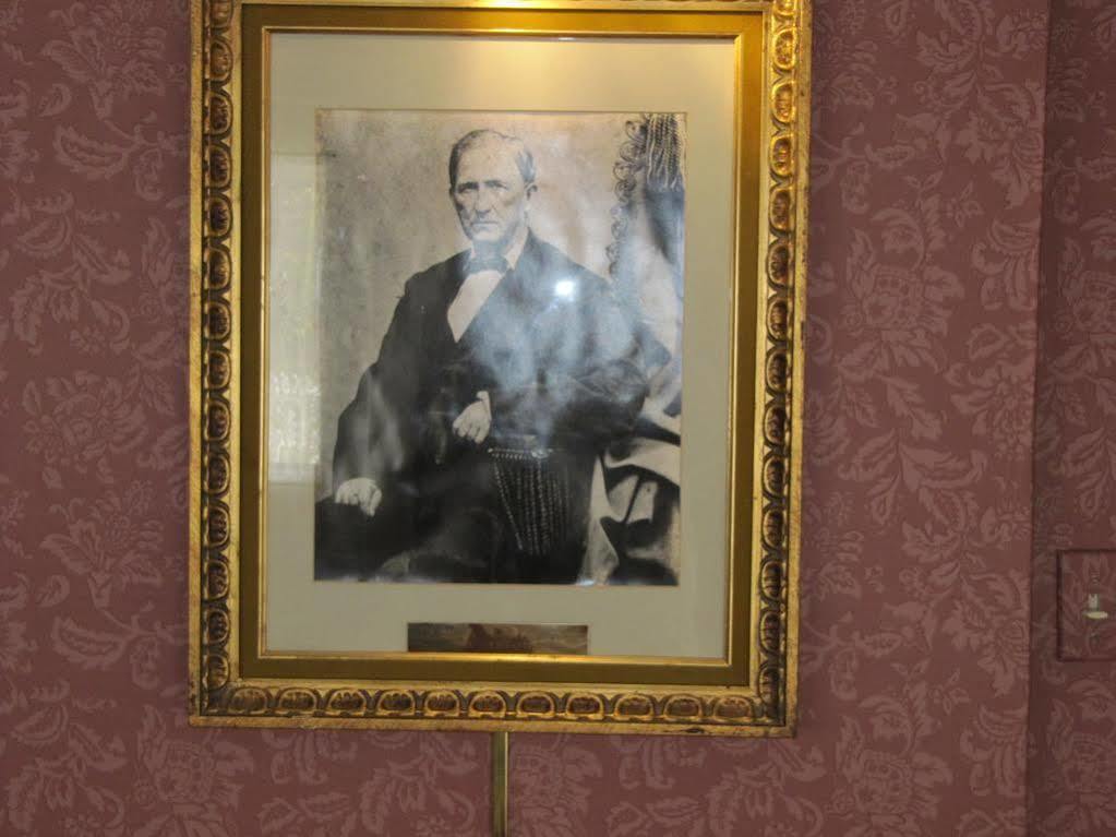 Allison House Inn Quincy Buitenkant foto